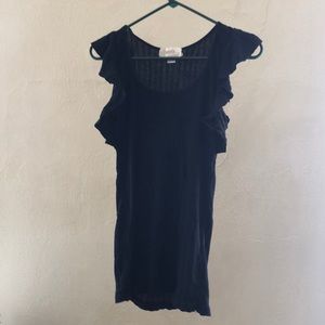 Ribbed flowering sleeve top